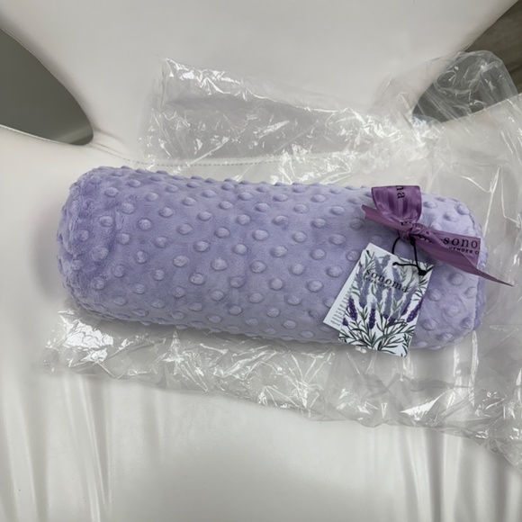 Sonoma Lavender Spa Bolster Neck Roll in Classic Lilac Dots Purple Heatable NEW - Picture 7 of 16